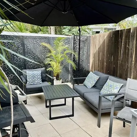 South Pacific Bed & Breakfast Clifton Beach Exterior photo