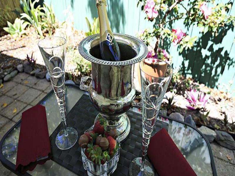 South Pacific Bed & Breakfast 4*
